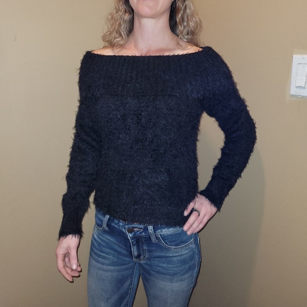 Tobi fuzzy sweater size s